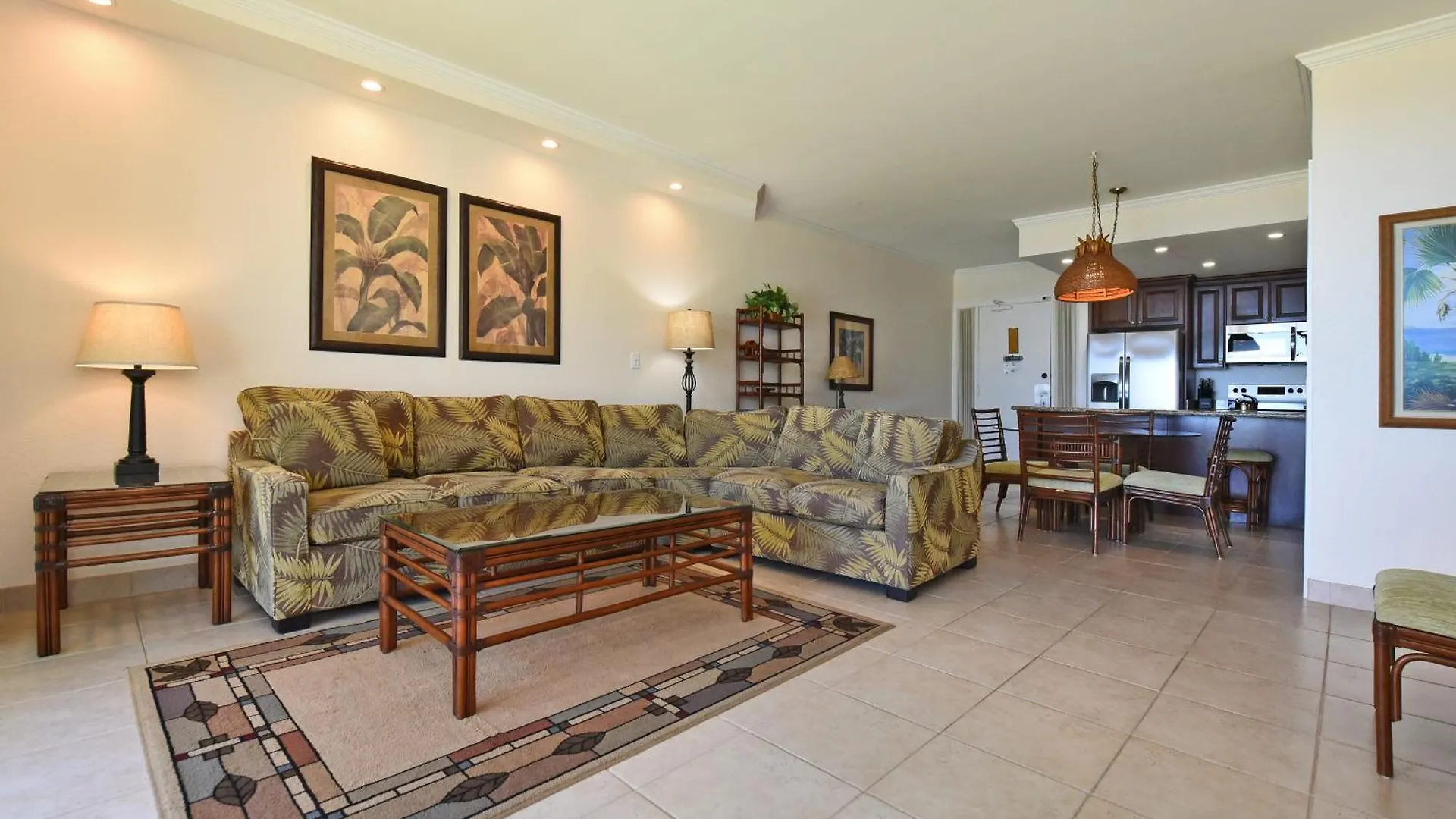 Resort Kaanapali Shores 160 - Sleep Steps Away From The Ocean Kahana